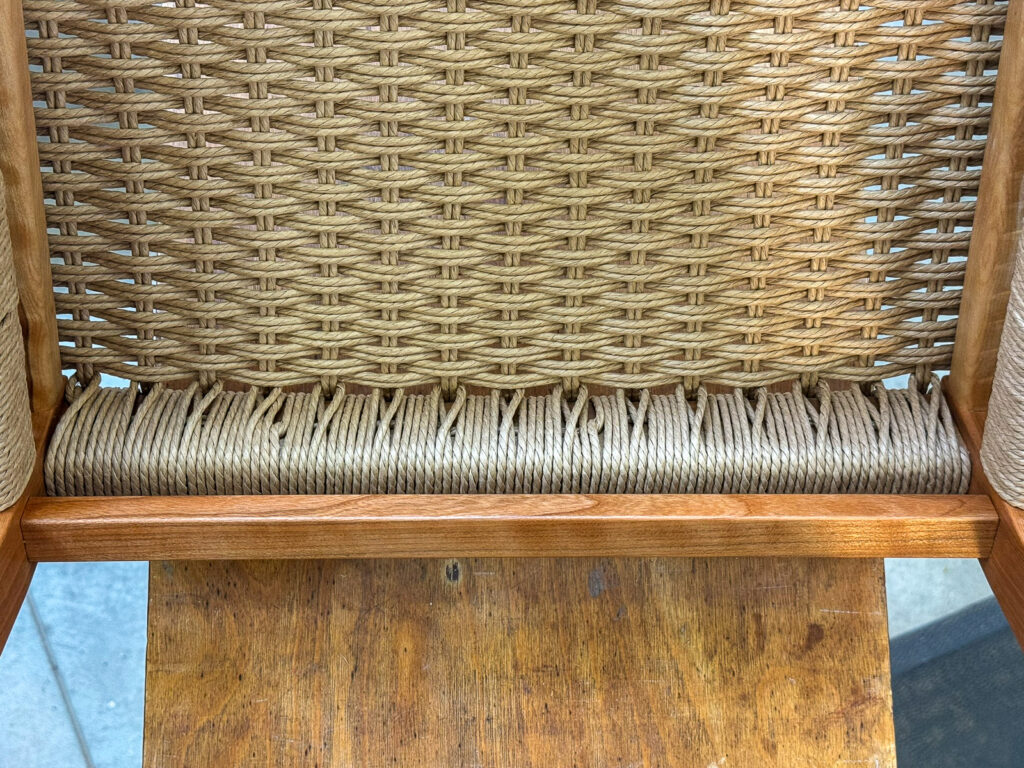 front rail detail